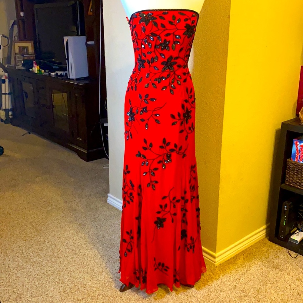 Beautiful strapless gown